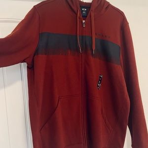 NWT Men’s Burgundy Oakley Hoodie